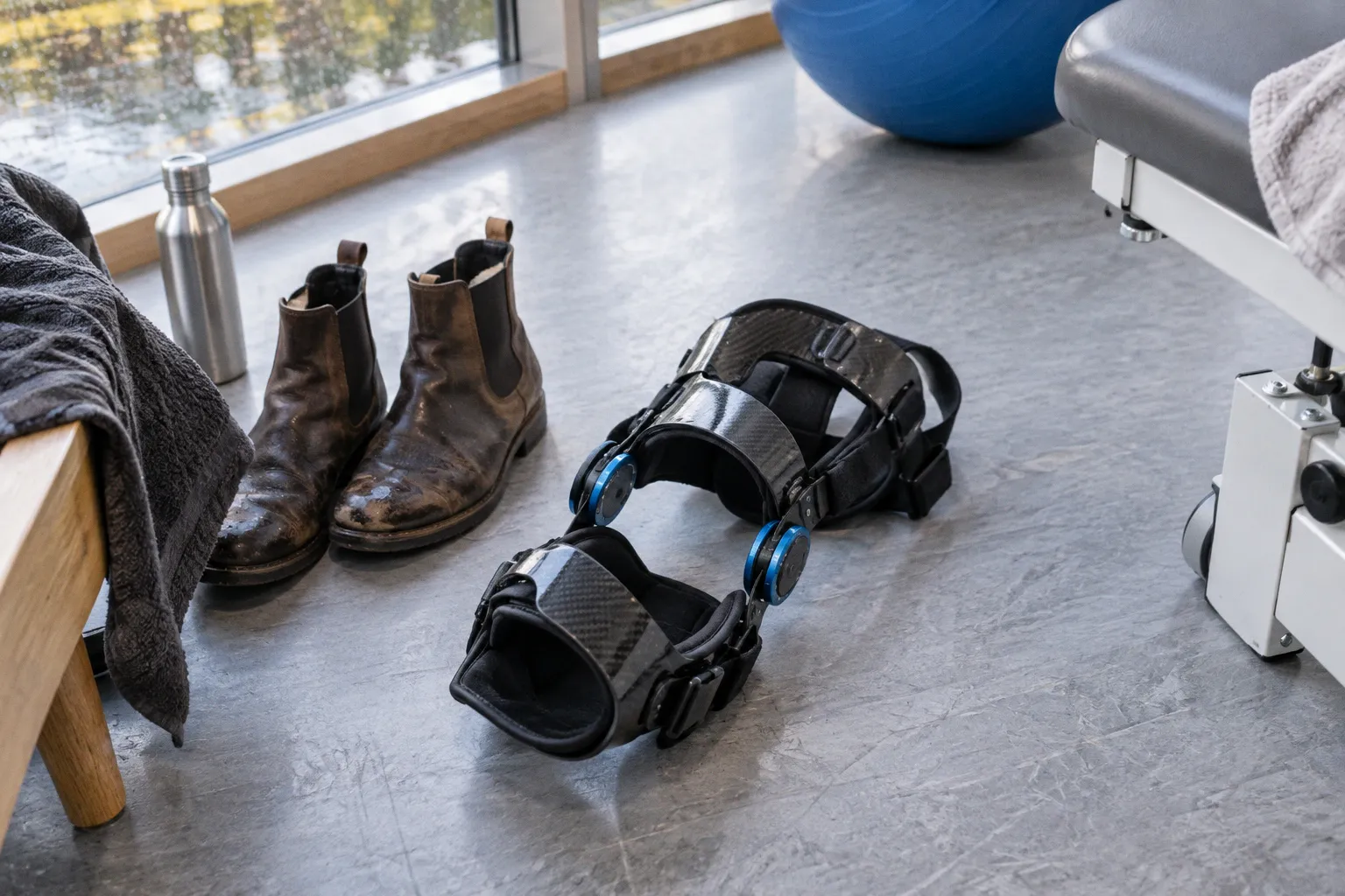 Kombination aus NMES und Entlastungsorthese bei Gonarthrose im Test